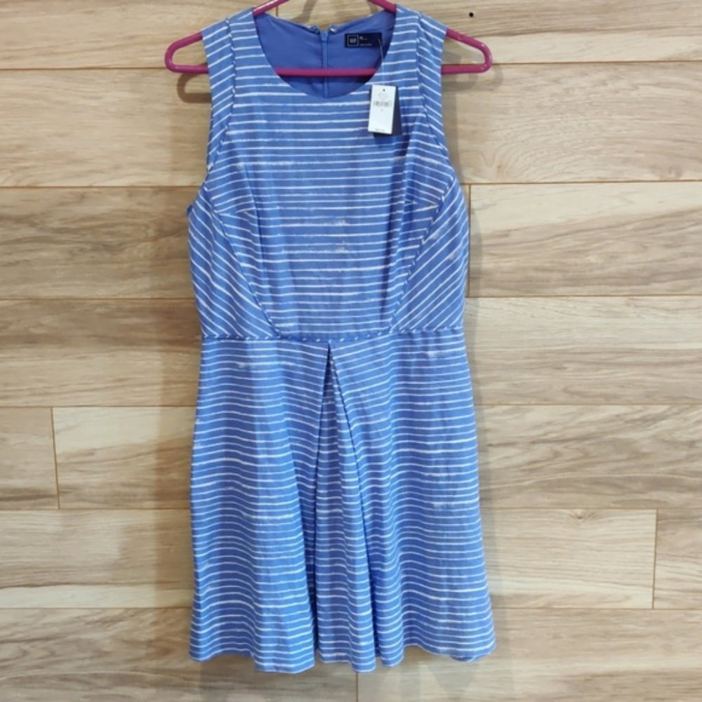 NWT Gap Dress sz6